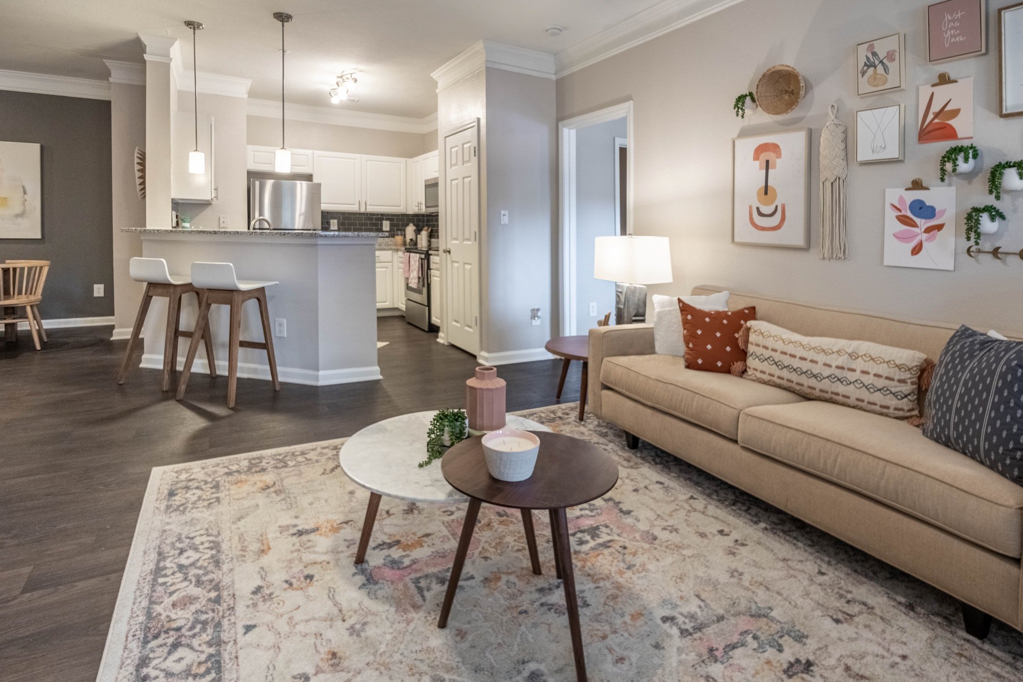 Available one, two, & three bedroom apartments in Kennesaw, GA